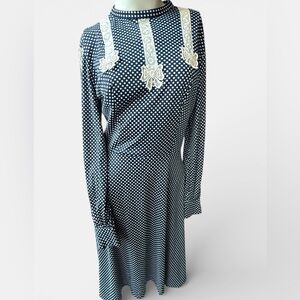 Vintage 70’s Navy blue and white polkadot long sleeve dress small